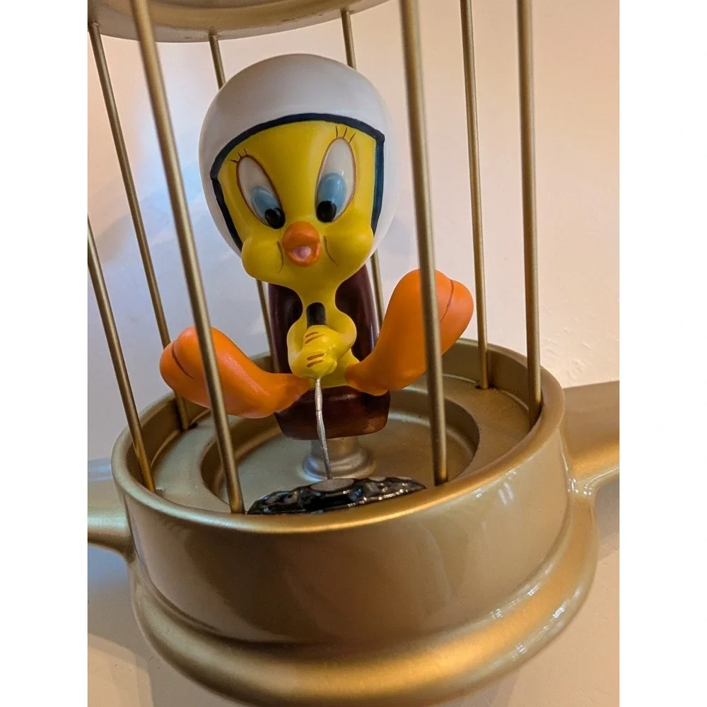 Looney Tunes Spotlight Collection Goebel Tweety 